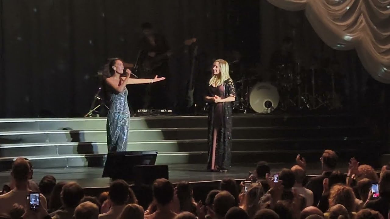 Lara Fabian et Amel Bent - Pourquoi tu restes BERCY 10 mars 2026