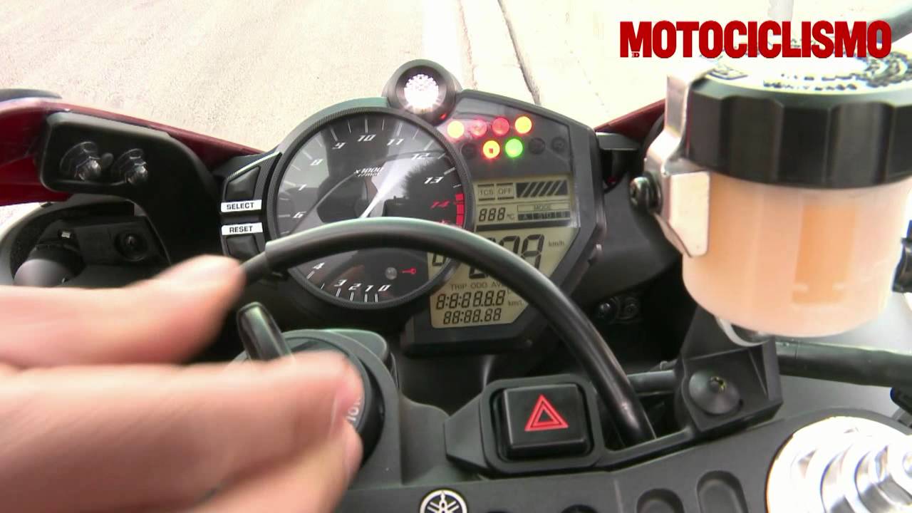 Yamaha R1 2012: test