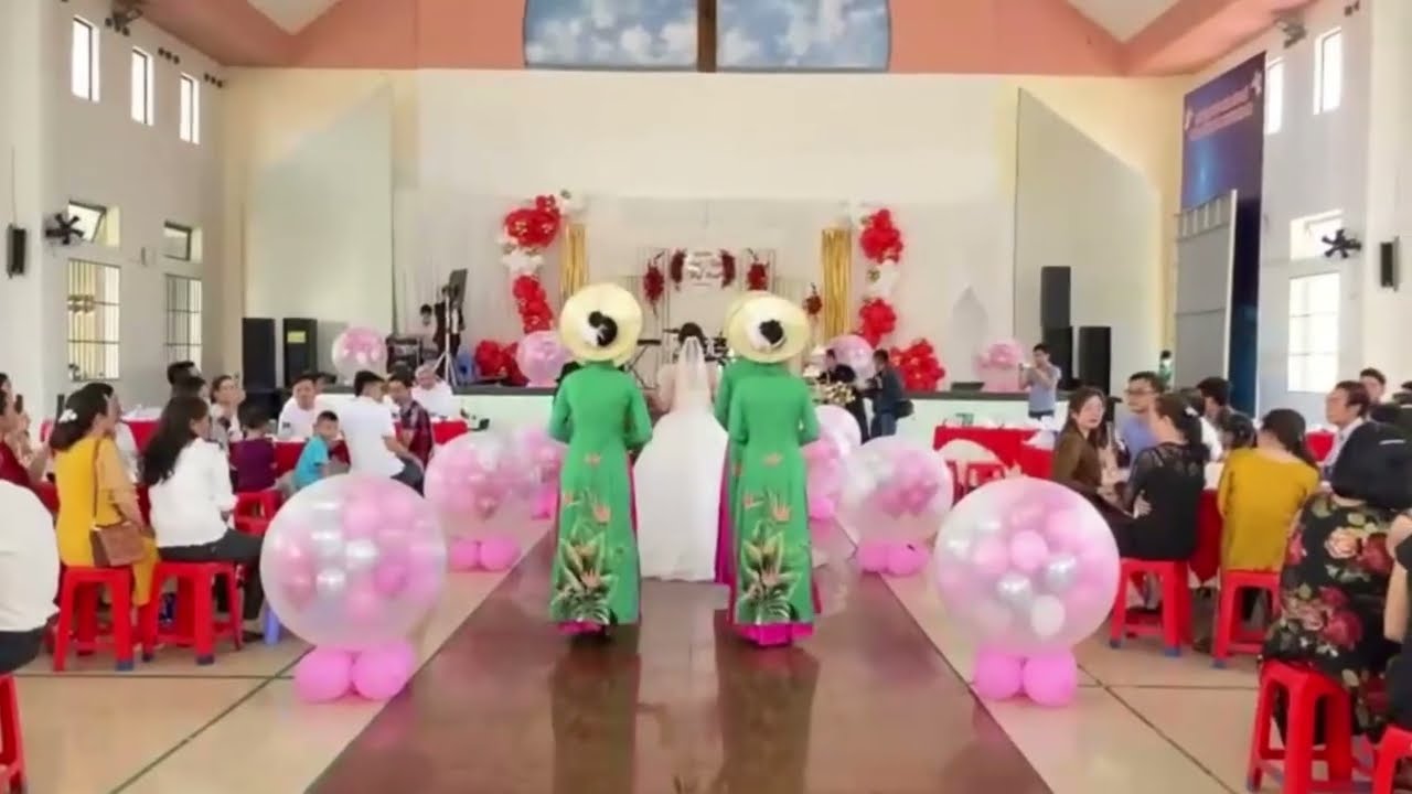 Bong bóng bay kích nổ,Combo 10 trái Đám Cưới