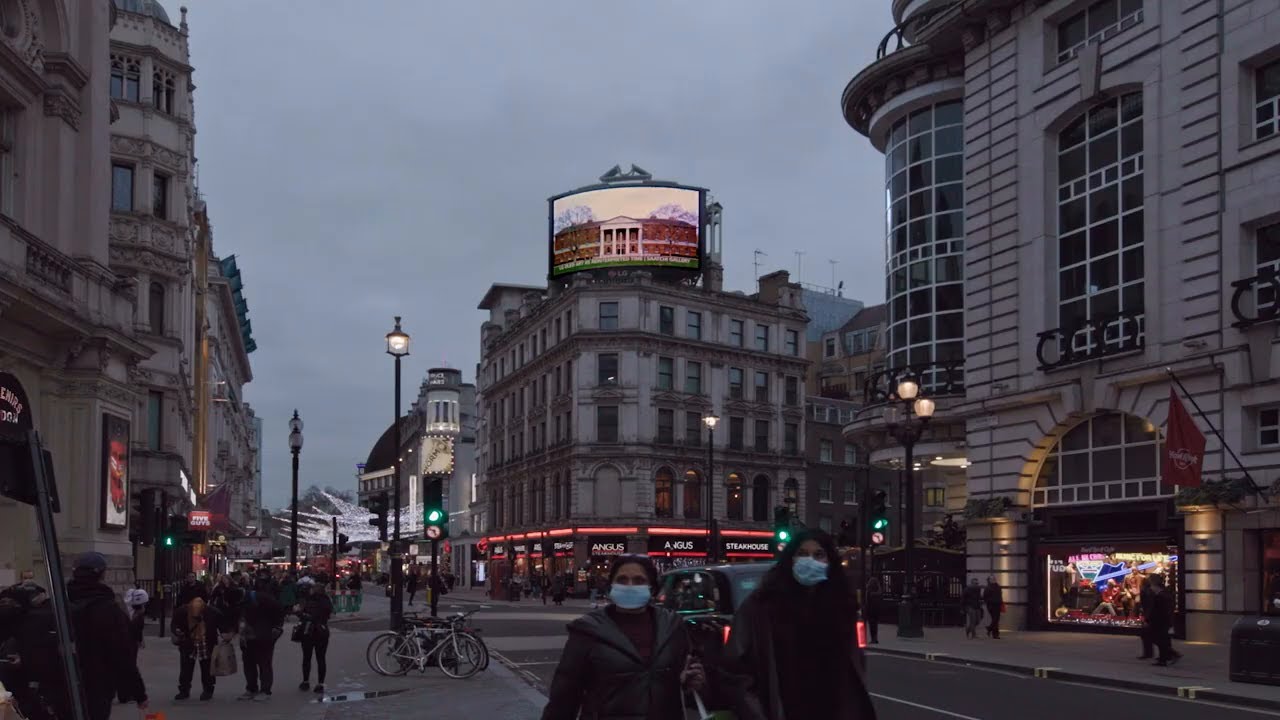 LG OLED ART : #5 SAATCHI GALLERY_Interview_Laura Uccello│LG