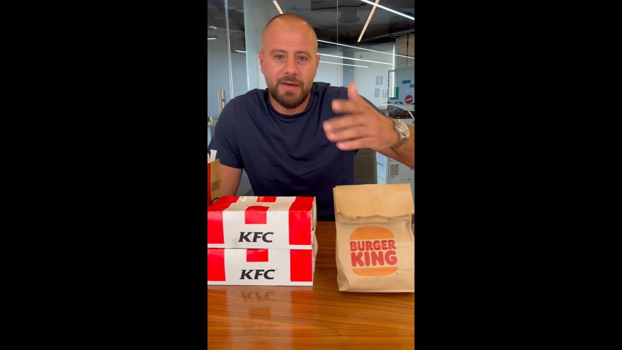 Chicken Wings Comparison Between KFC and Burger King🍗🧐 - مقارنة أجنحة الدجاج بين كنتاكي و برغر كينغ🍗