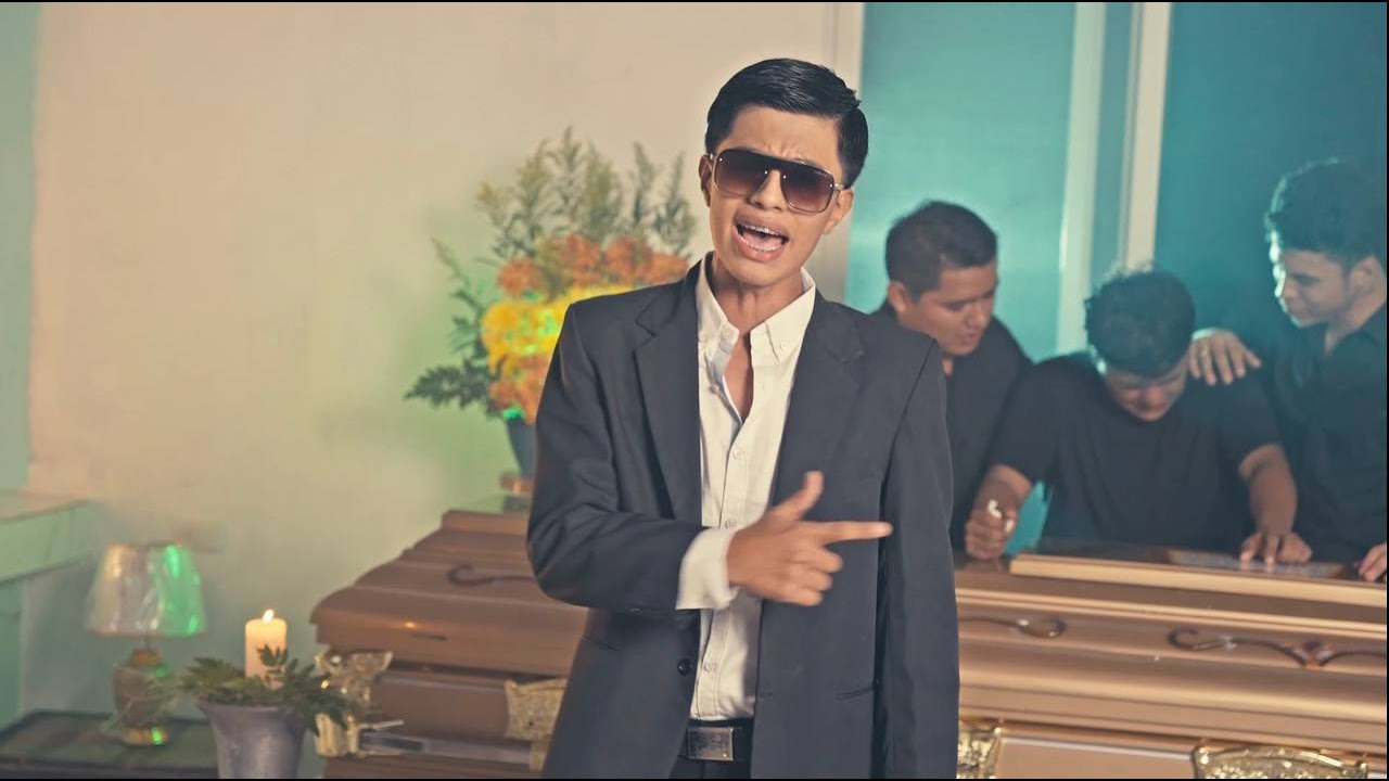 Julio Diaz - Yo Fui El Junior (Video Oficial)
