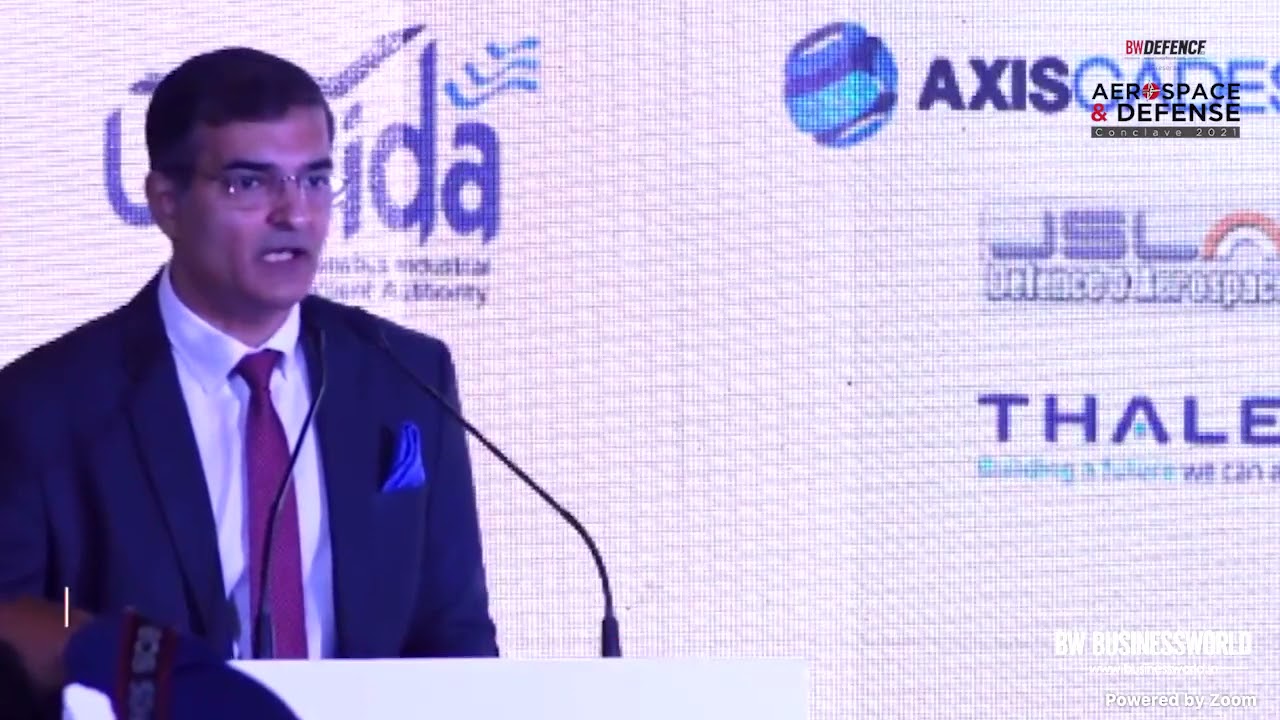 Ashish Saraf, Vaibhav Gupta and Salil Gupte at the Aerospace & Defence Conclave 2021