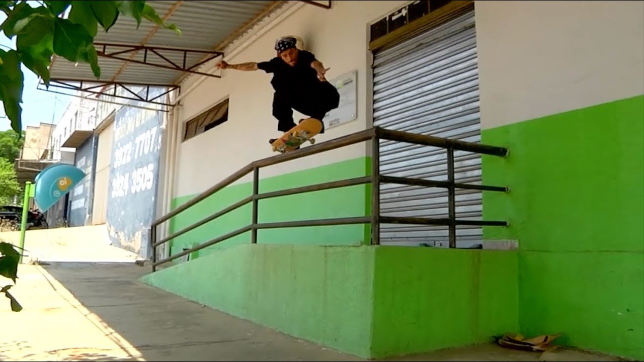 (Re)Existe – Ambiente Skateshop