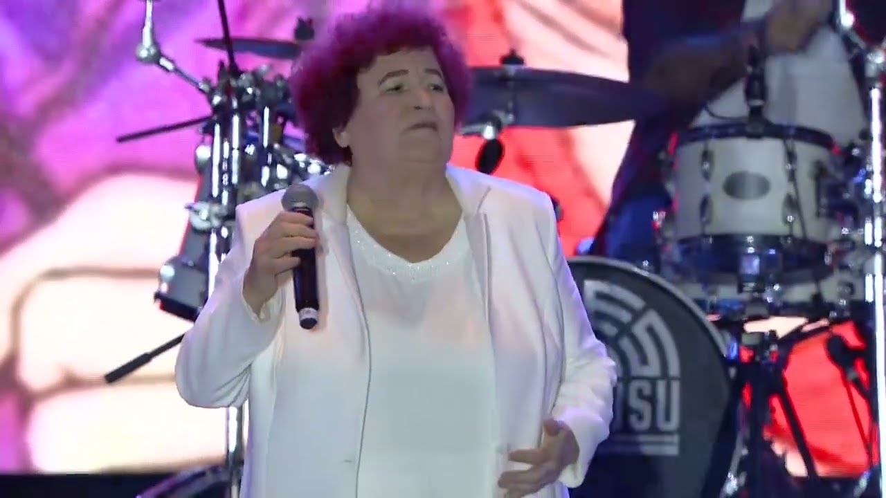 Selda Bağcan - Sarı Saçlım Mavi Gözlüm