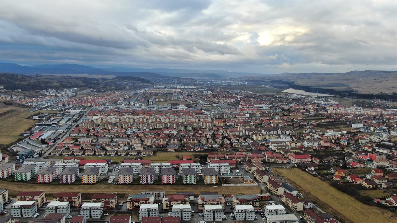Floresti de-a latul, vazut de sus