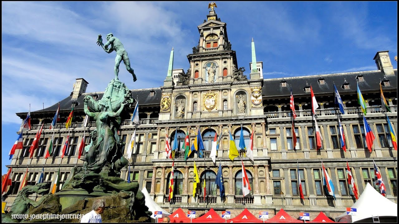 Brussels, Belgium Travel Video #1 Brussels Grand Place- Galeries Royales Saint Hubert, Manneken Pls