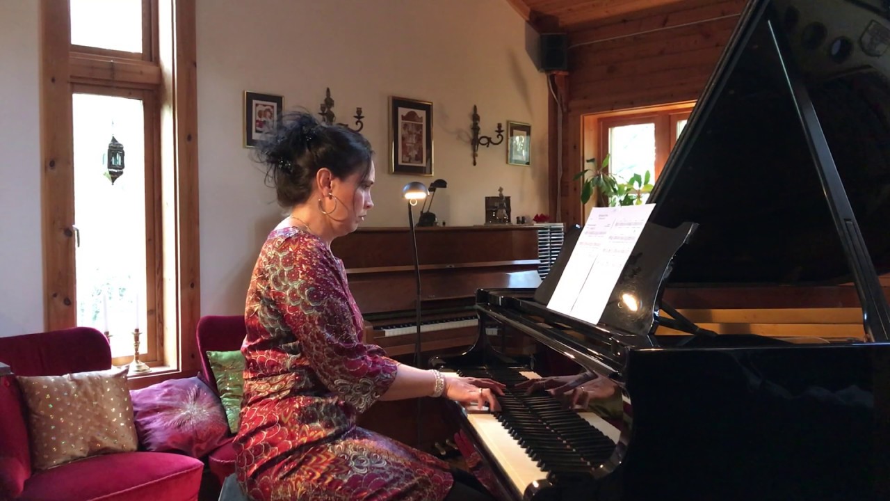 Wild Mountain Thyme. Ulrika A. Rosén, piano.