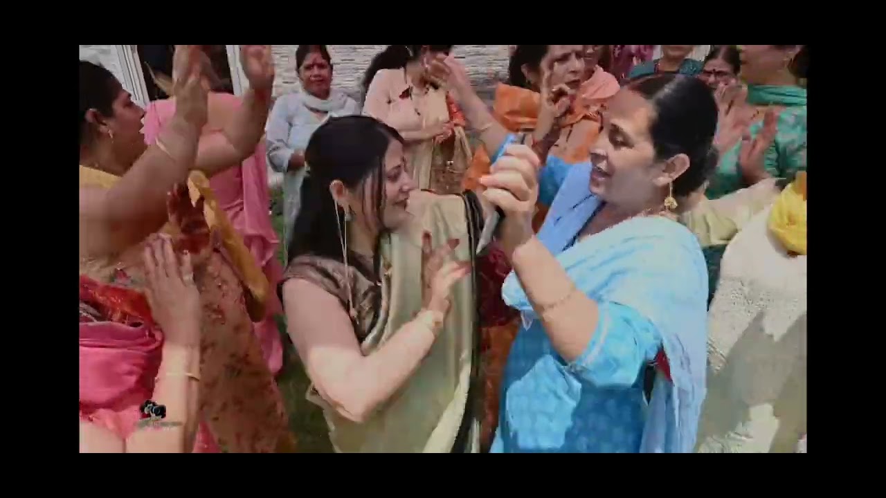 #soulfulmusic #kashmiripandit #kashmirculture kashmiri songs by Kashmiri pandit ladies 