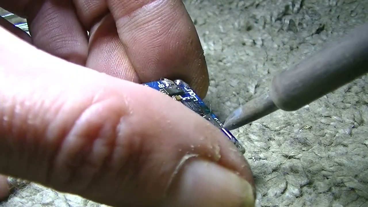 SMD Löten mit Kolophonium Baumharz als Flussmittel in Alkohol aufgelöst - eflose #1492