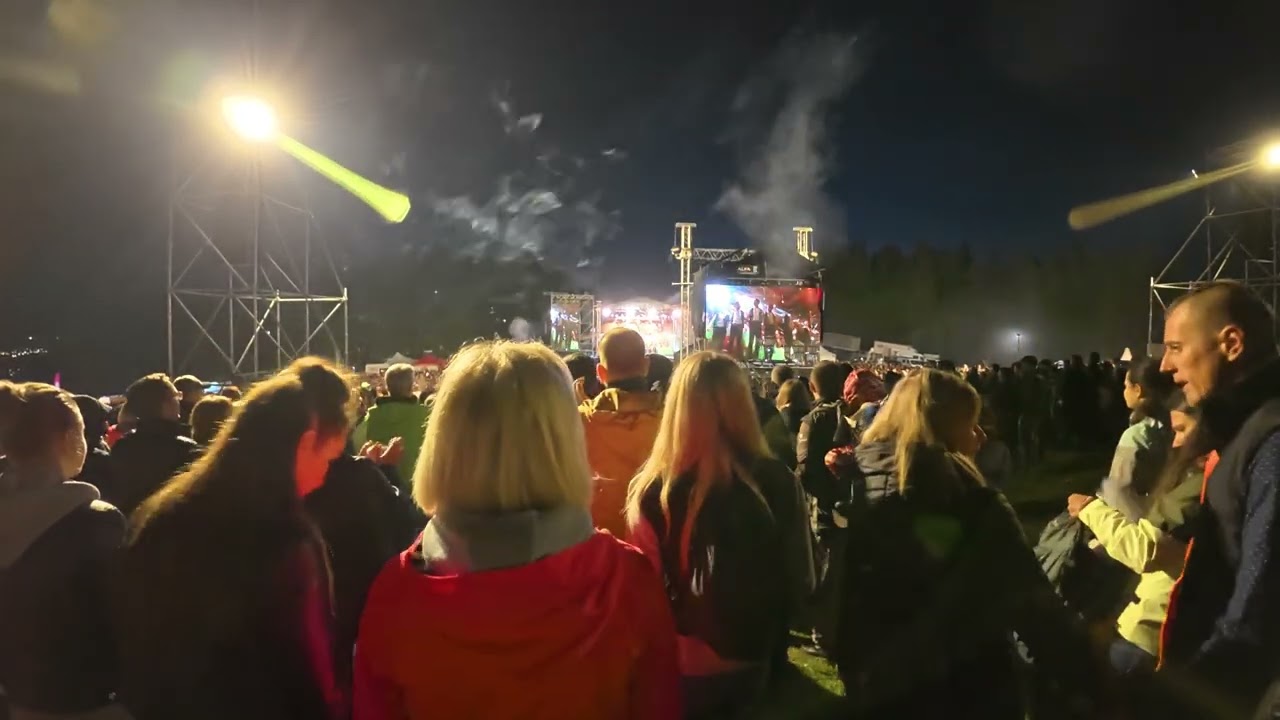 Bagossy Brothers Company – Néked szólnak a harangok (Csíksomlyón, 2025) | Népzenei különkiadás