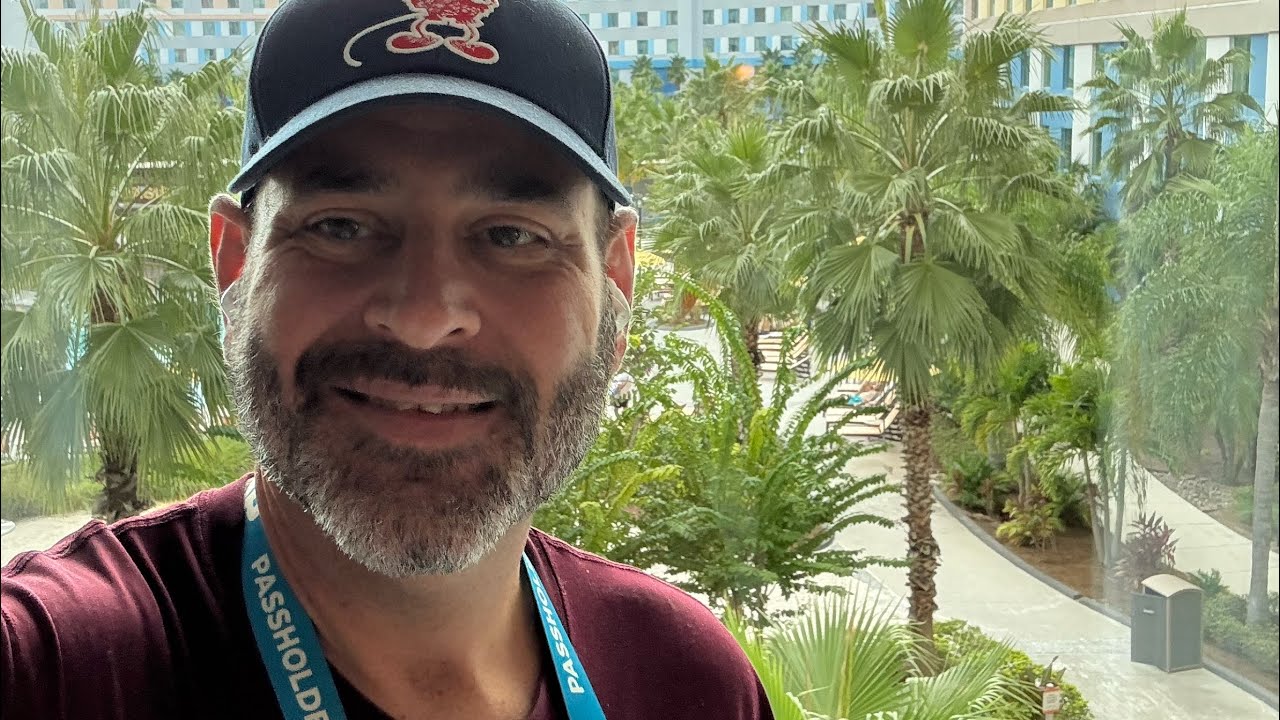 Universal’s Endless Summer Dockside Resort: Worth it or nah?