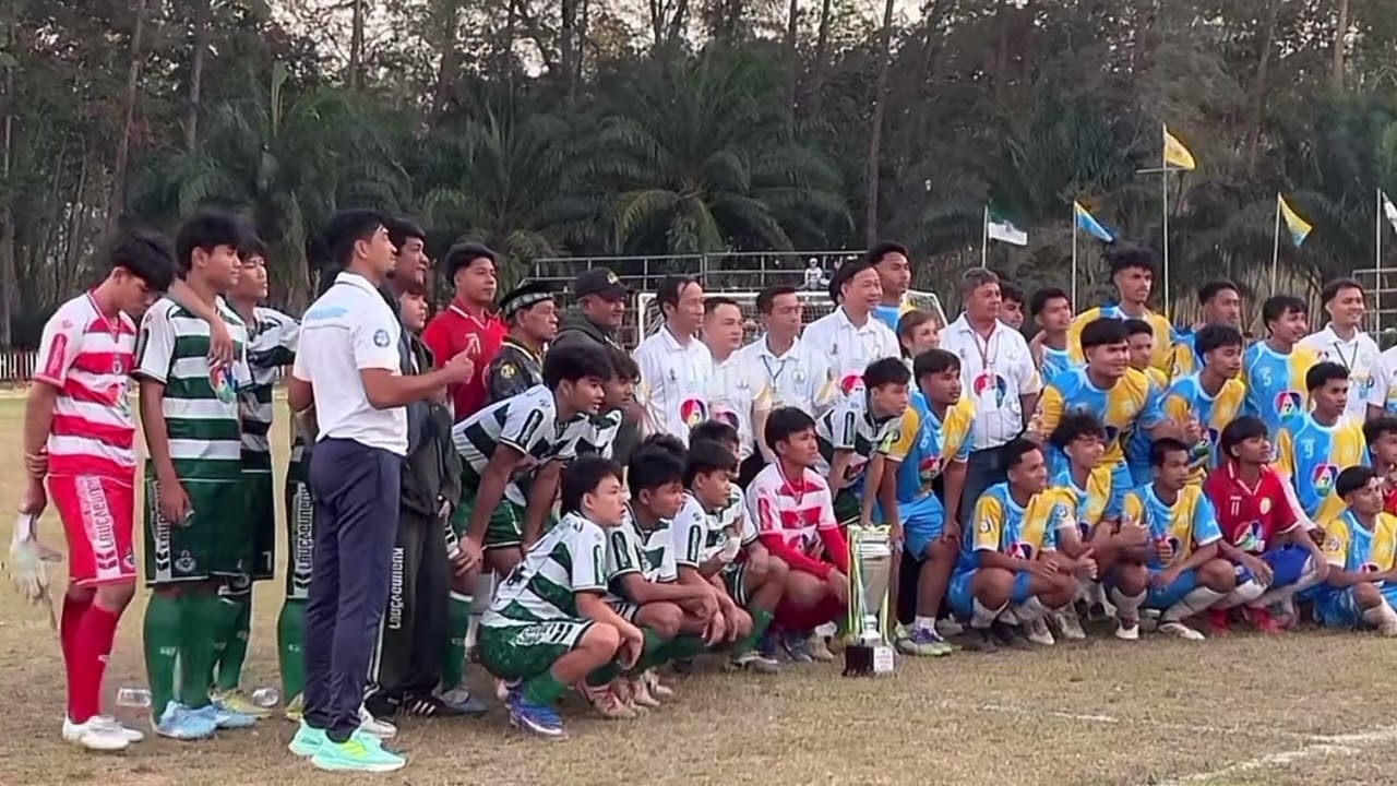 (1/2/69) บรรยากาศหลังหมอนทองวิทยาเตะกับสิเกาประชาผดุงวิทย์จบ มอบรางวัล และเดินทางกลับ