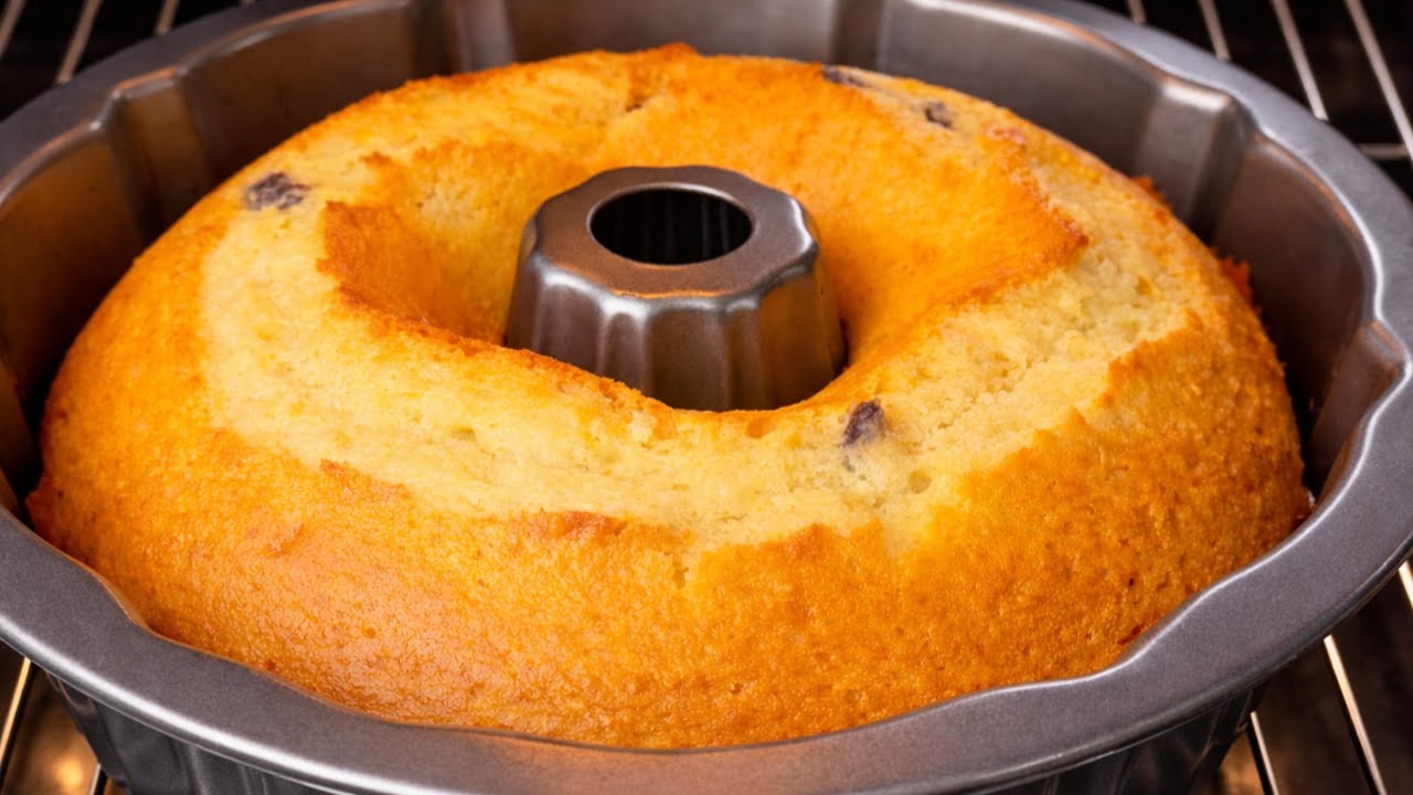 Omas Joghurtkuchen mit Rosinen – perfekt zum Kaffee