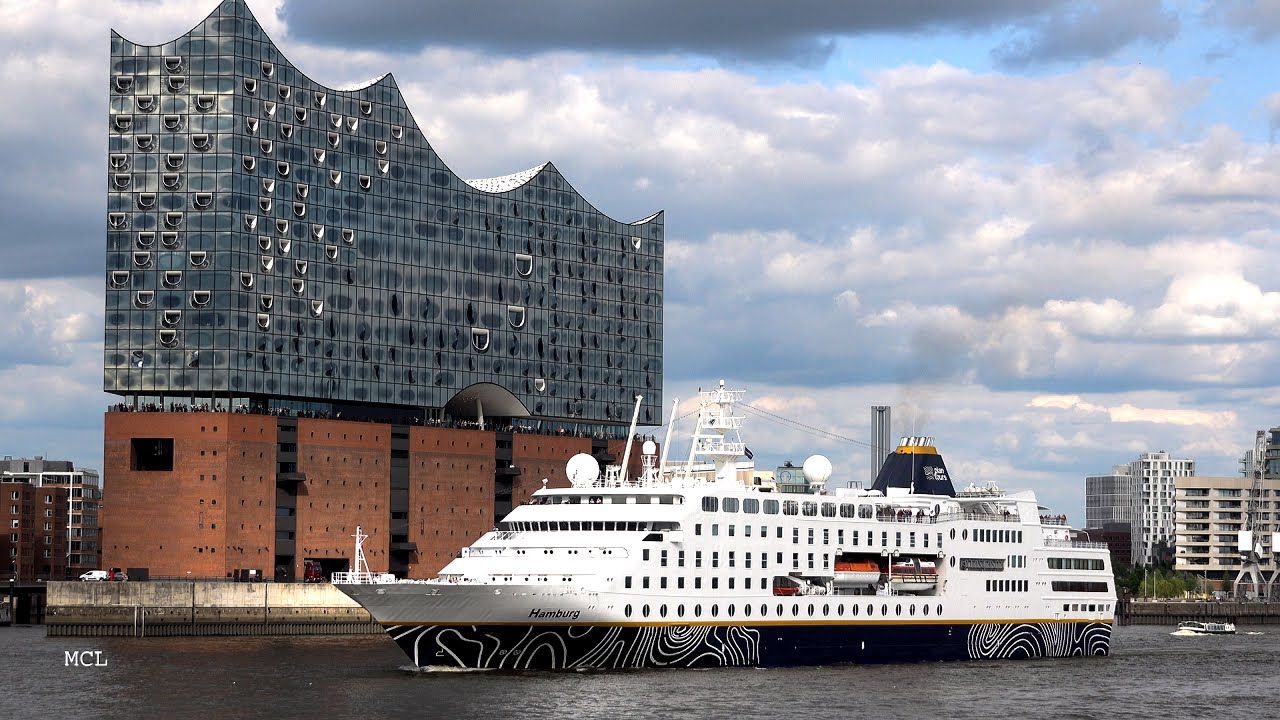 MS Hamburg / Auslaufen HafenCity... Kurs Ostsee / Hamburg 19.05,2025