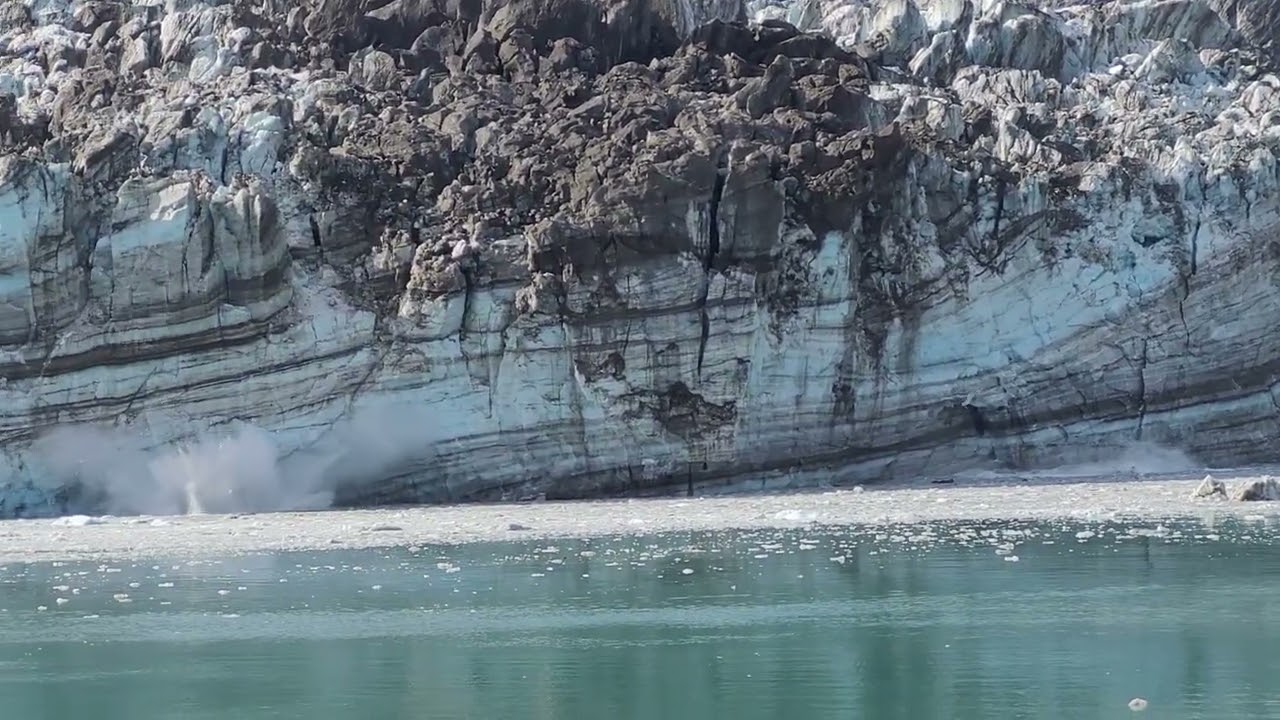 20220912 3 three calvings of Johns Hopkins Glacier