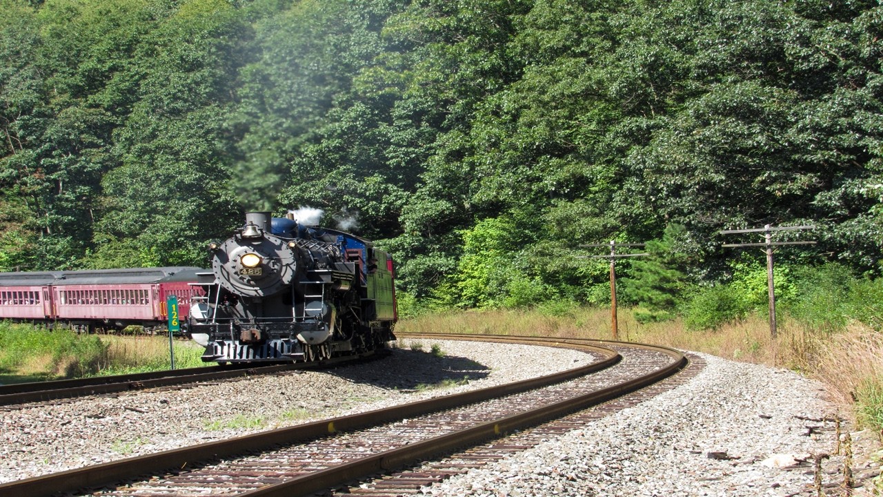 Reading & Northern 425: Blue Mountain Thunder in the Gorge (Directors Cut 2020)