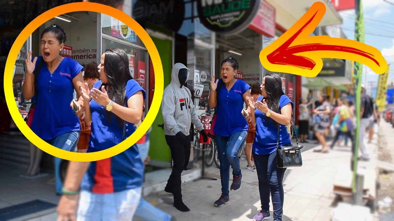 PEGADINHA MANEQUIM VIVO - ASSUSTANDO PESSOAS - Mannequin Prank #3