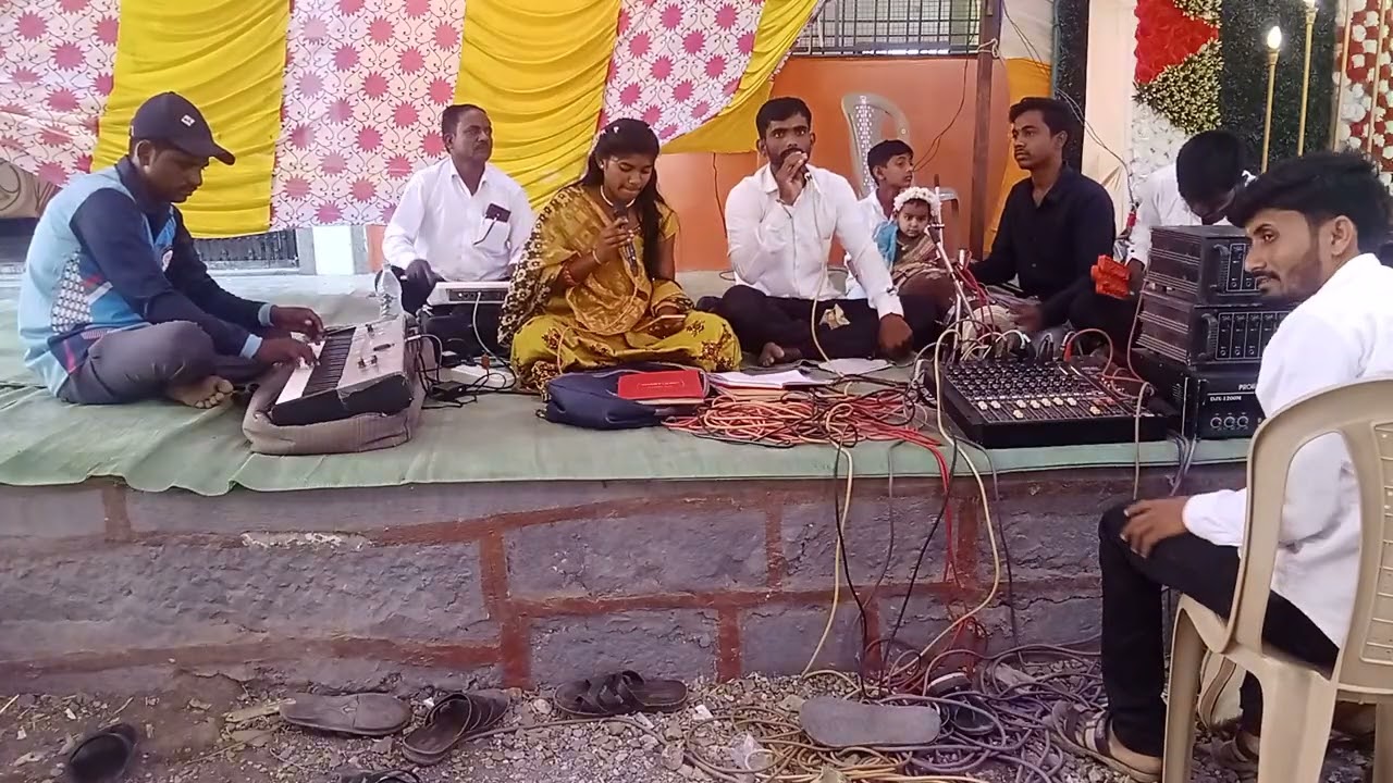 #खंडेरायाच्या लग्नाला बानू नवरी नटली#video #song #trendingshorts_ #musicsong #live #music #song #liv