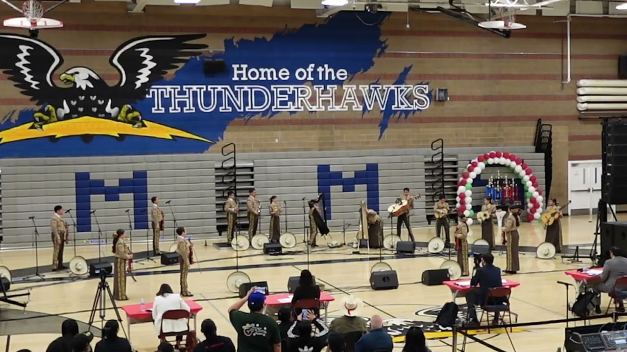 El Cascabel Mariachi Los Pumas KOMS
