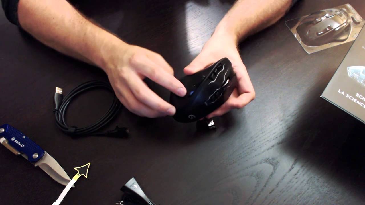 Logitech G700s Wireless Gaming Mouse! Worst Unboxing and Overview EVER!