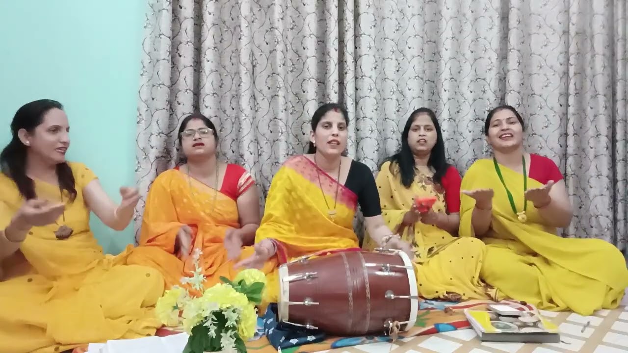 नवरात्रि स्पेशल 🙏🙏🌺🌺 फूल बरसाओ डगरियामें मैया रानी पधारी नगरियामें🌺🌺🙏🙏🪷🪷#माता रानी भजन#भजन#नवरात्रि