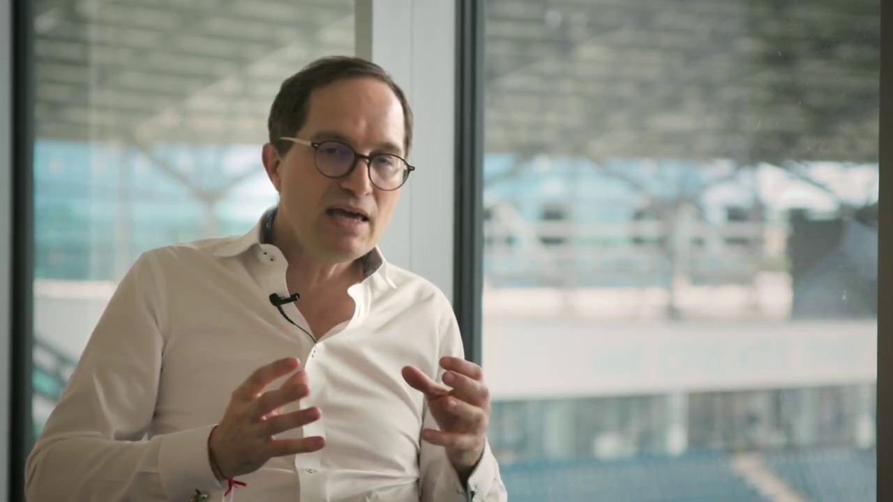 How to Lead for Uncertainty