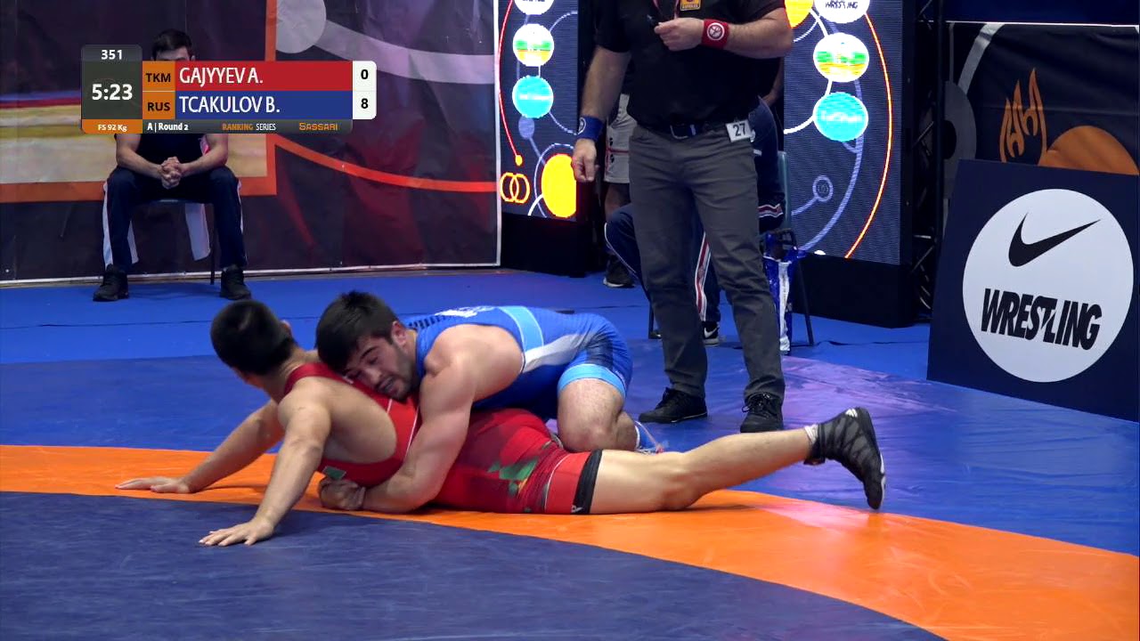 Round 2 FS - 92 kg: A. GAJYYEV (TKM) v. B. TCAKULOV (RUS)