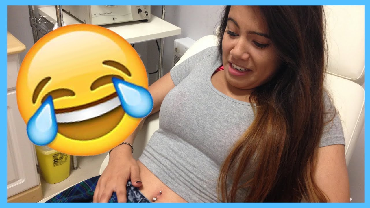 ADELAINE PIERCING HER BELLY BUTTON