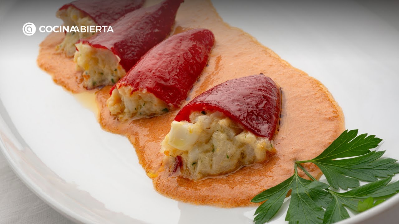 Pimientos rellenos de merluza y huevo | Receta f&aacute;cil de Karlos Argui&ntilde;ano