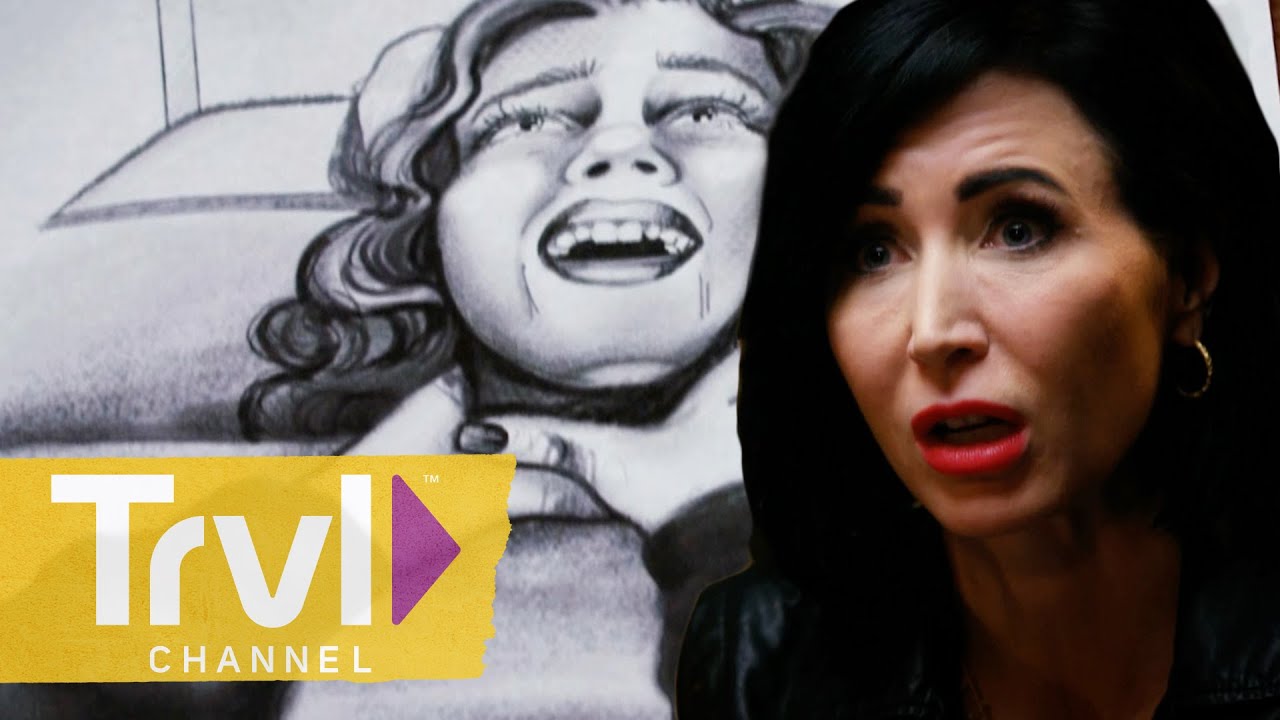 Woman Feels Spirit STRANGLING Her in Bed | The Dead Files | Travel Channel