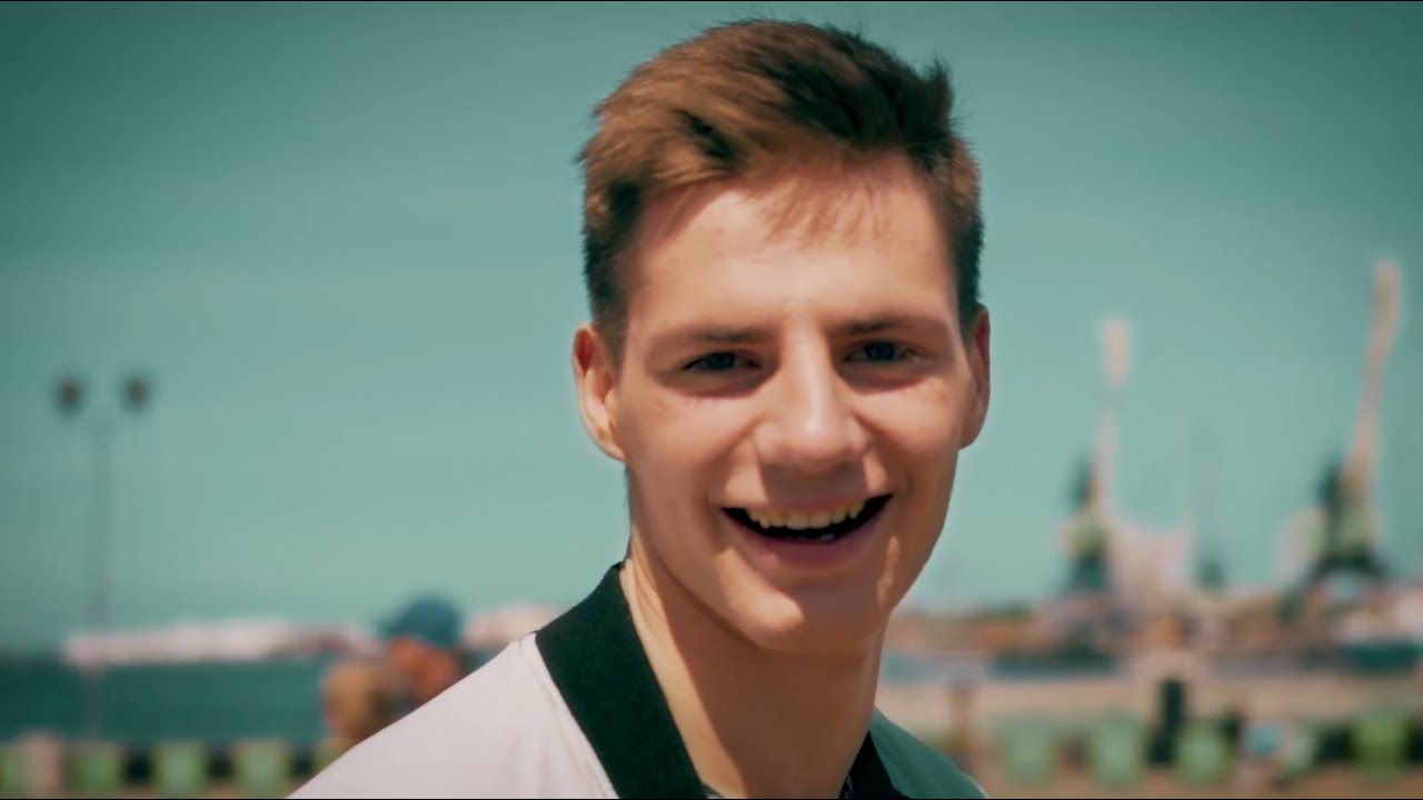 Gyvenk prie jūros, kol jaunas