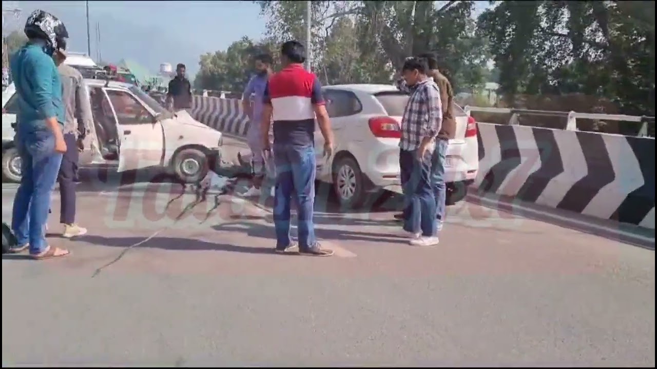 A deadliest accident  happened in Srinagar', 2 injured .. Police registered case against these two ,