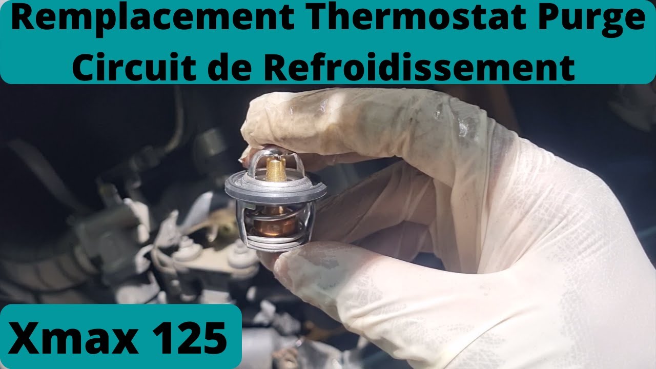 Comment Remplacer le Thermostat et Purger le Circuit de Refroissement d'un Yamaha Xmax [Tuto n°10]