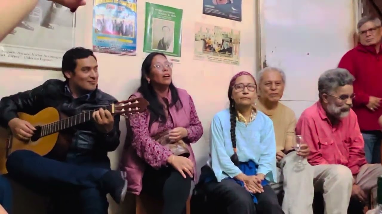 La Catedral del Criollismo Inocente amor (Alicia Maguiña) cantan Sheila Tang y Maria Haydeé Guerra