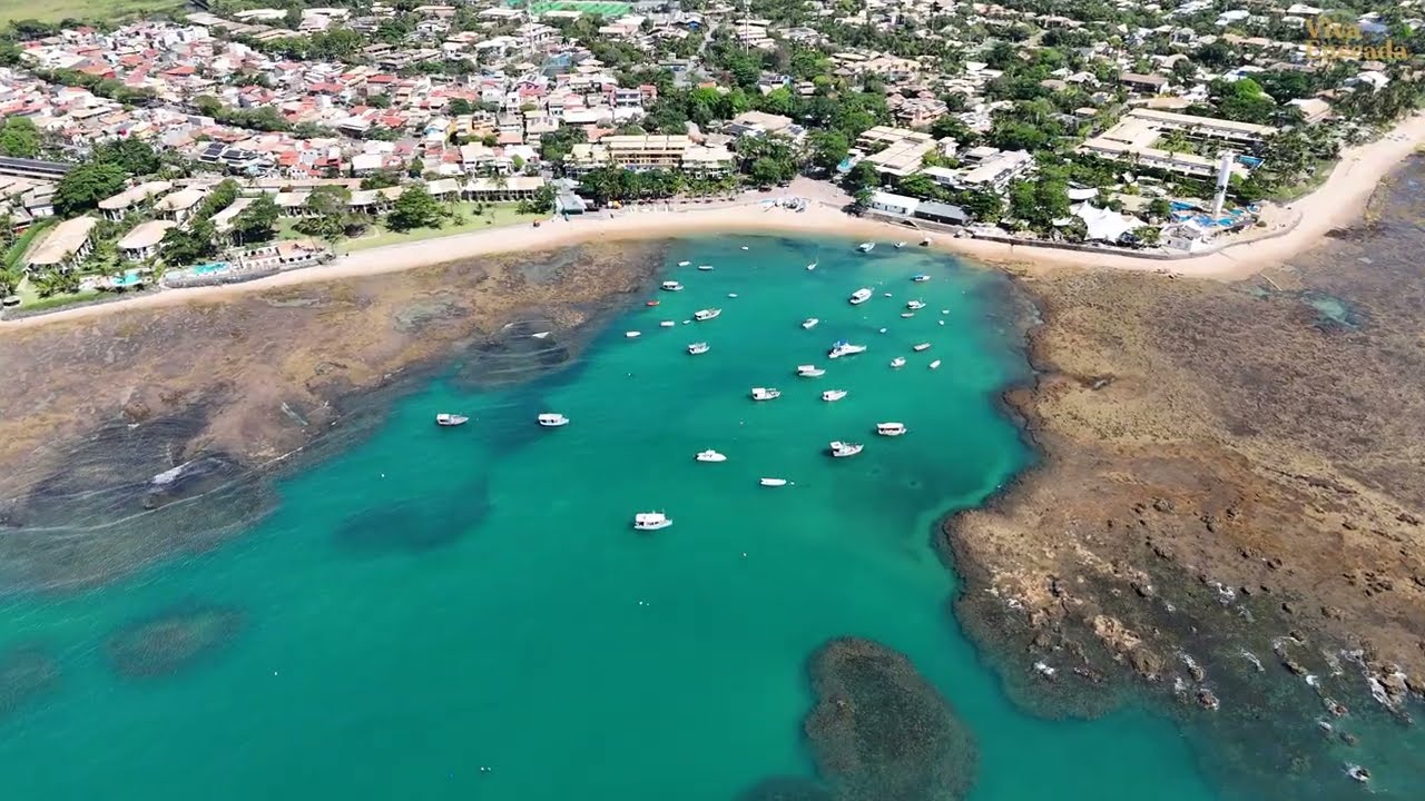 Terreno de Luxo à Venda na Praia do Forte | Condomínio Exclusivo | 700m² na Bahia