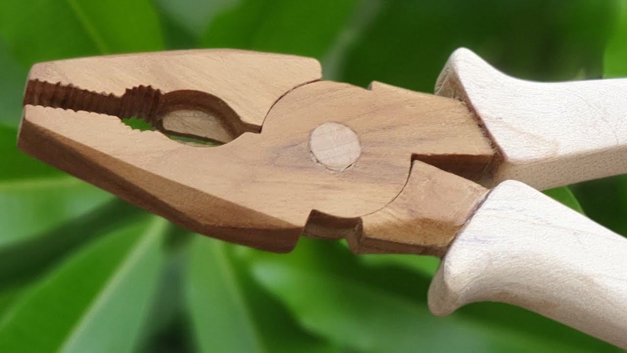 How to make Wooden Plier