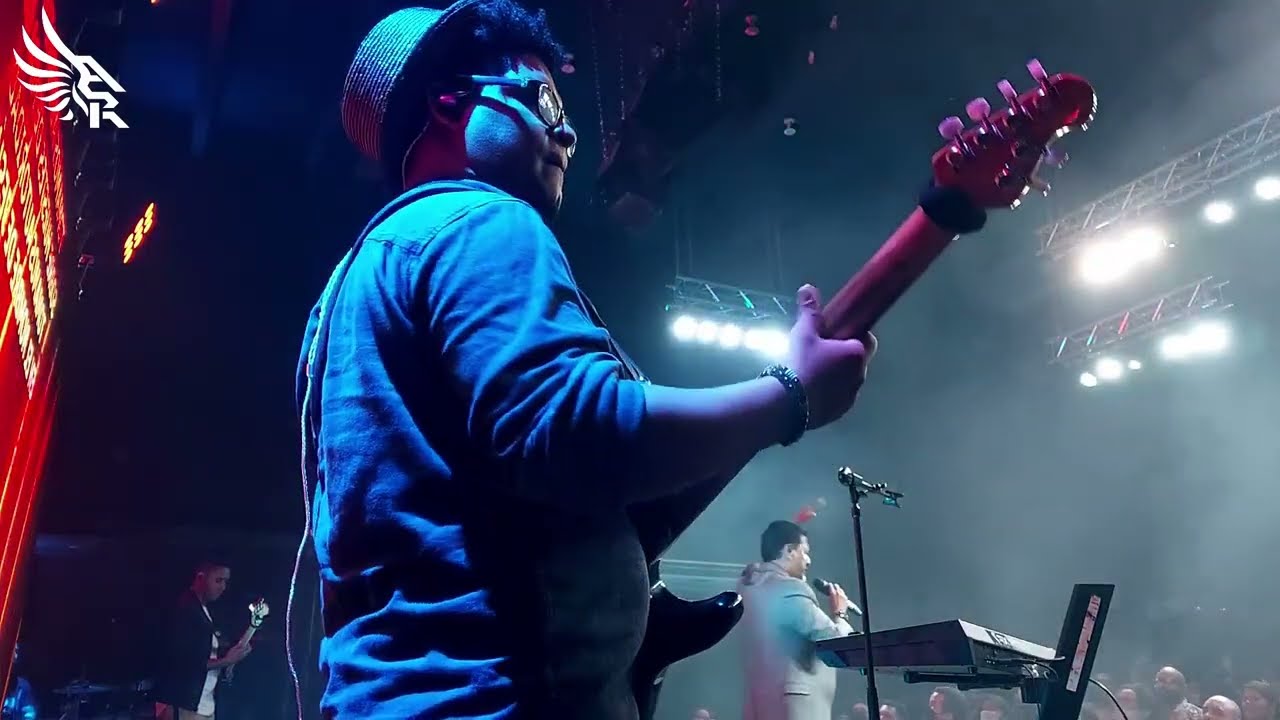 Juan Carlos Alvarado - Medley LE LLAMAN GUERRERO - Guitar Cam ARIEL ROSS.