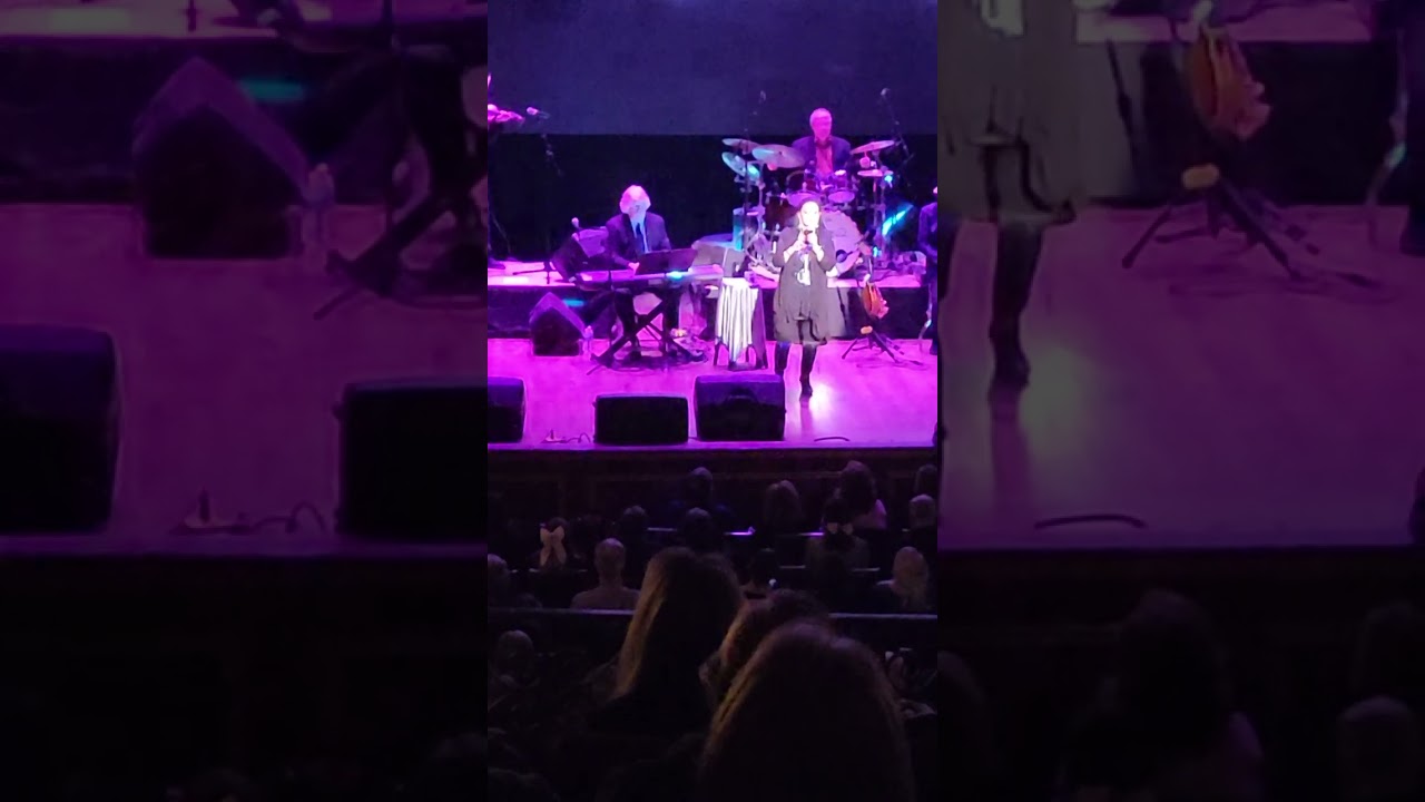 Crystal Gayle live at the Arcada Theater St Charles IL 2/20/2025 part 12 finale