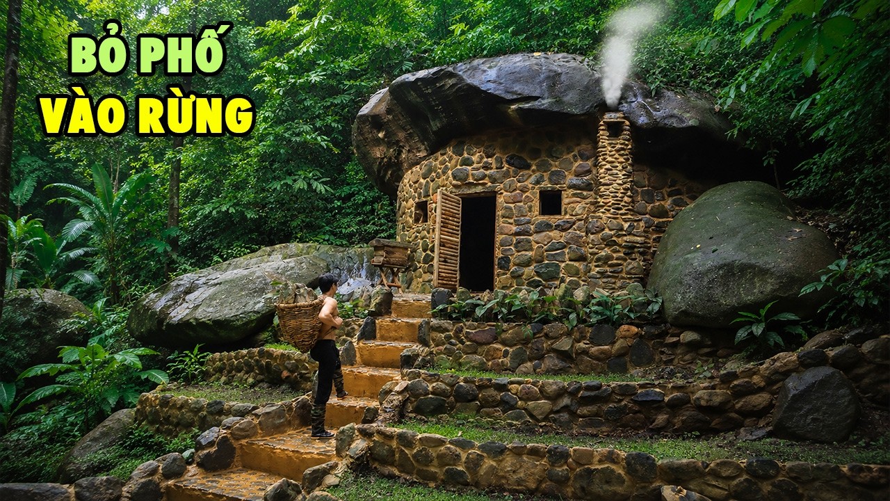 Dỗi Vợ, Chàng Trai Bỏ Vào Rừng Tự Xây Cho Mình Biệt Thự Bằng Đá Vững Chắc