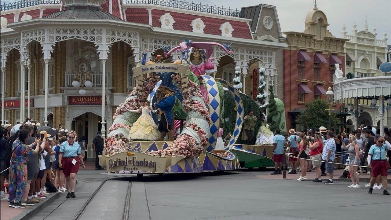 Disney Festival of Fantasy Parade from Town Square