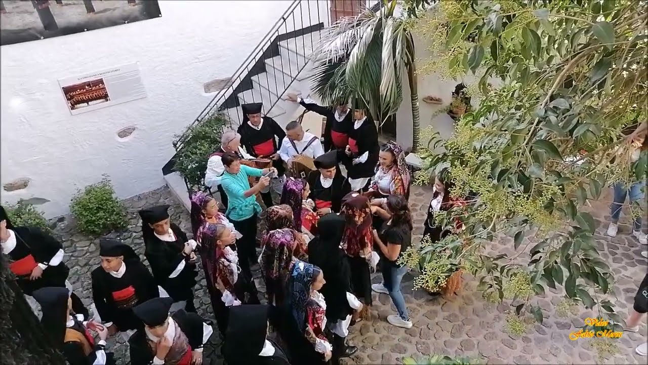 Gruppo Folk Don Milani Dorgali Cortes Apertas 2024 a