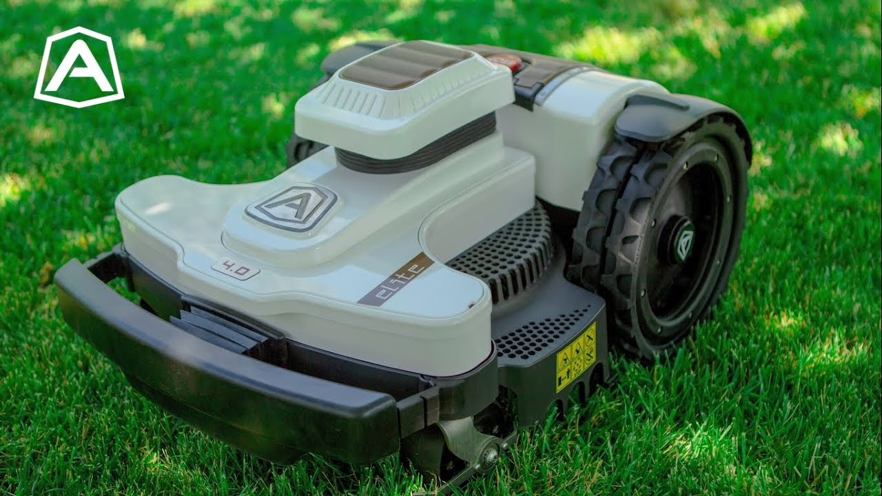 Ambrogio Robot 4.0 Elite | Super Smart, Super Flex &hellip; the future is already here!