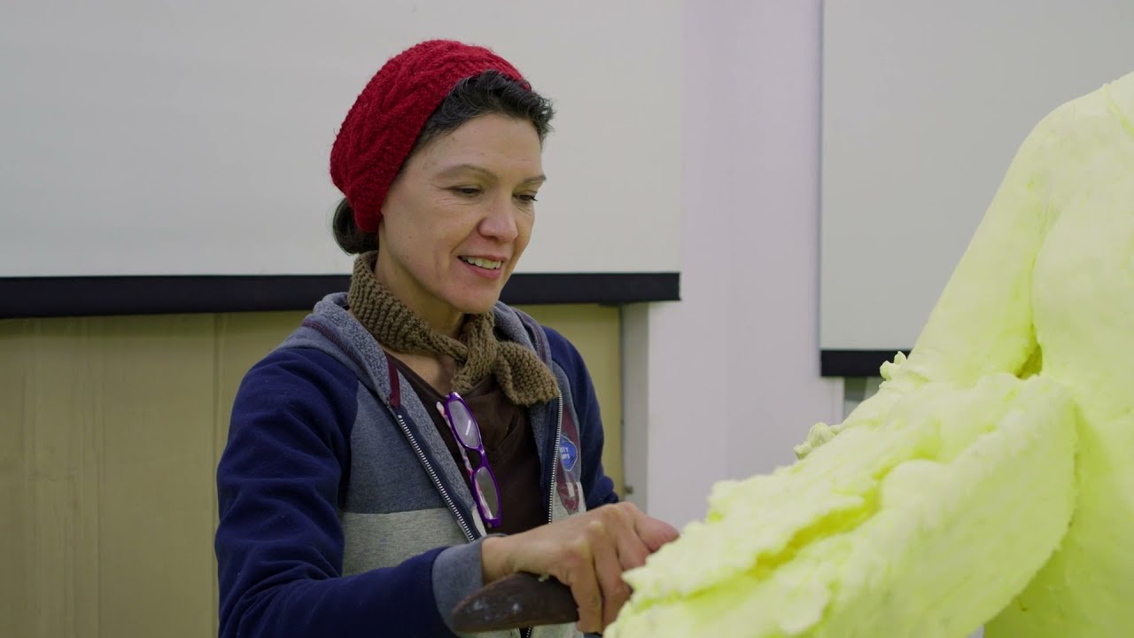 Time lapse: Building the Pennsylvania Farm Show butter sculpture
