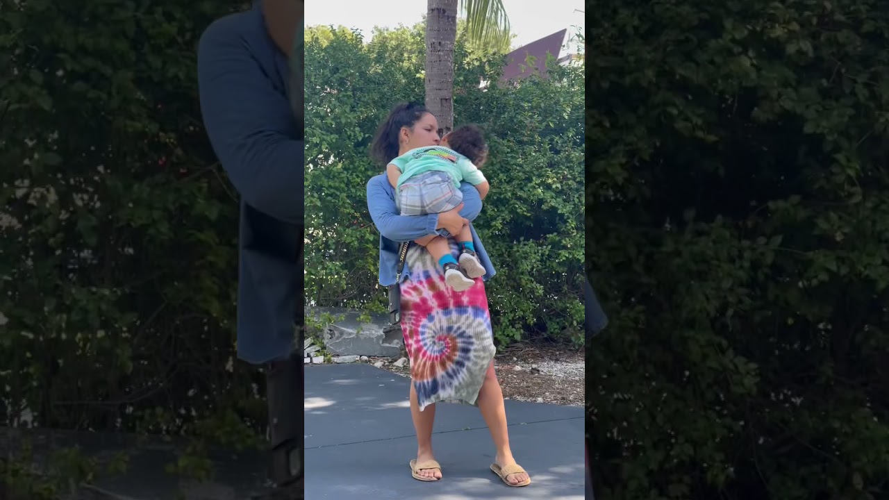 Crianza consciente y presente #short #shorts #crianza #amor #bebe #mama #hijos
