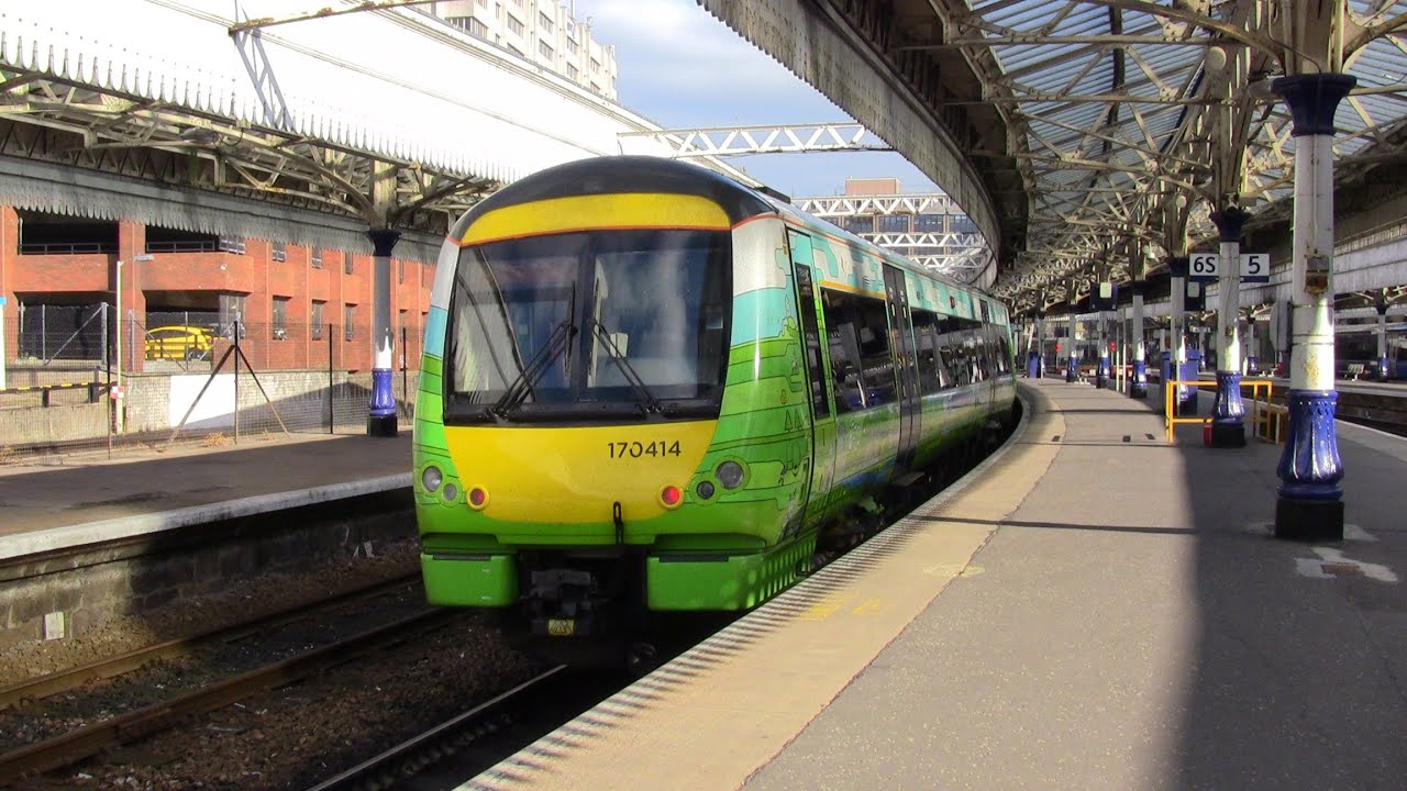 (HD) Rush Hour at Aberdeen 24/07/2015