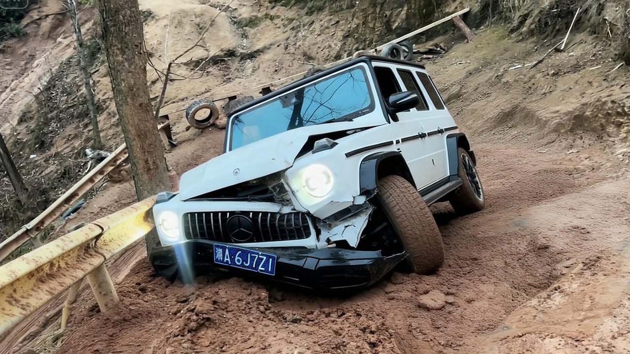 Extreme Driver Challenge: Mercedes G63 vs Bad Climbing Road *GONE WRONG*