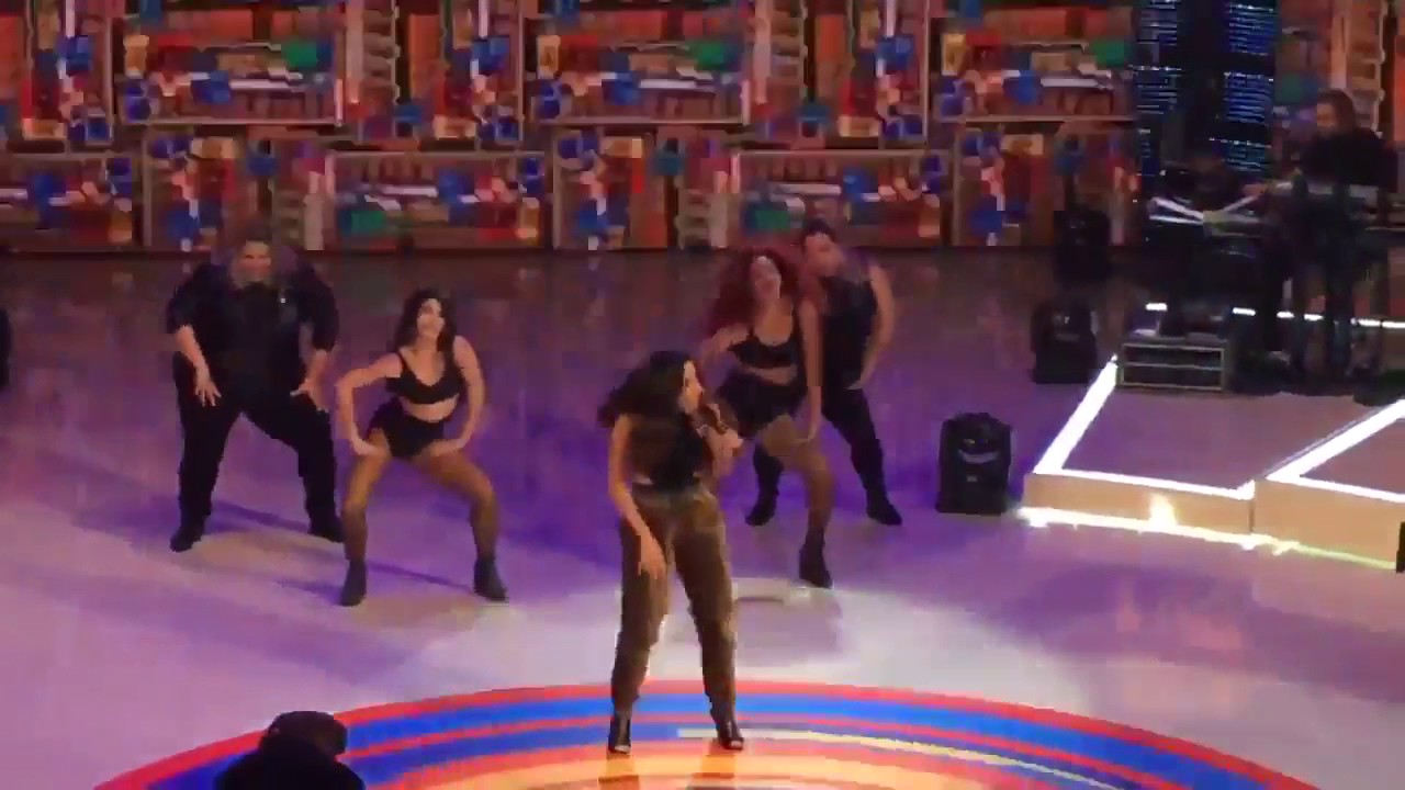 Anitta - Paradinha | Caldeir&atilde;o do Huck