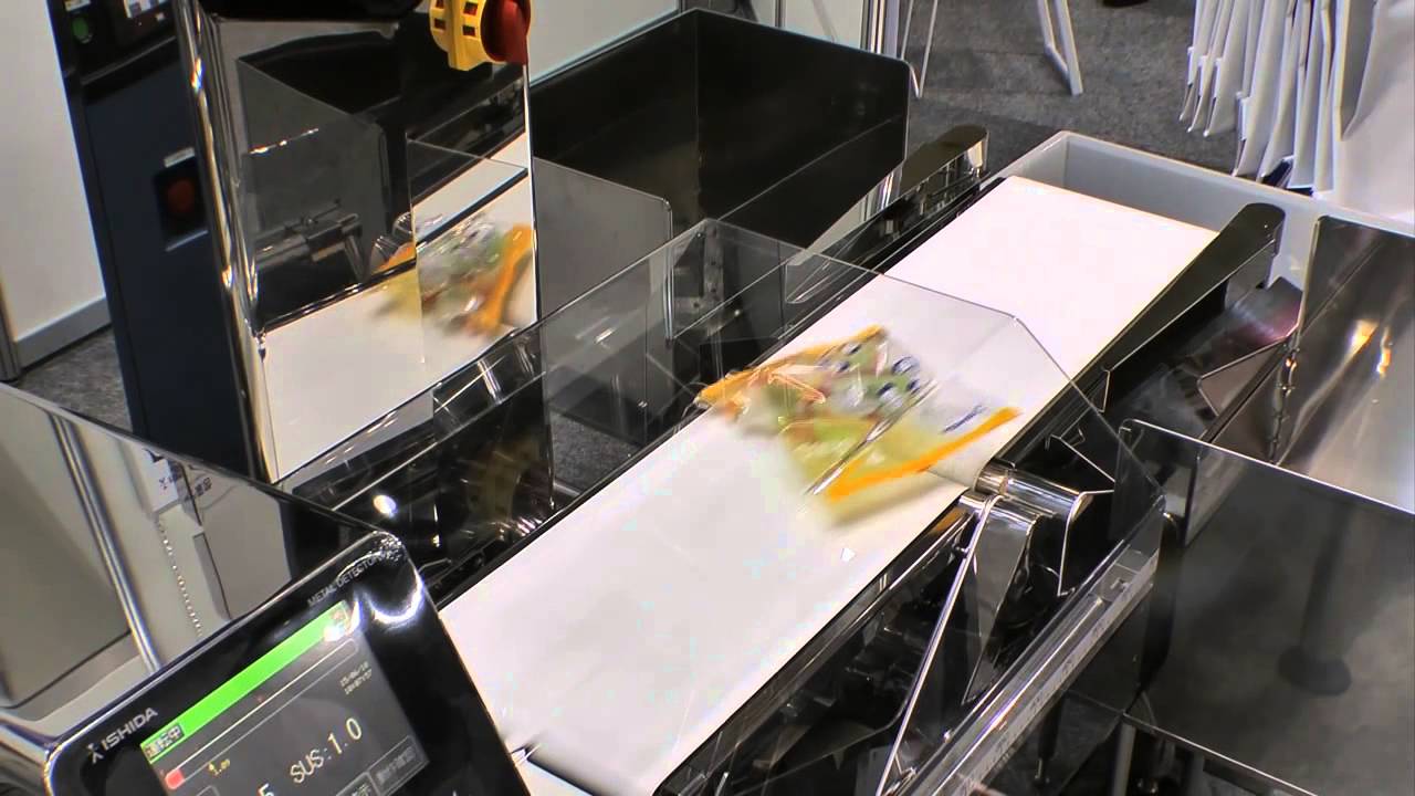 FOOMA JAPAN 2015 / 株式会社イシダ 縦型ピロー包装機【3W-20】