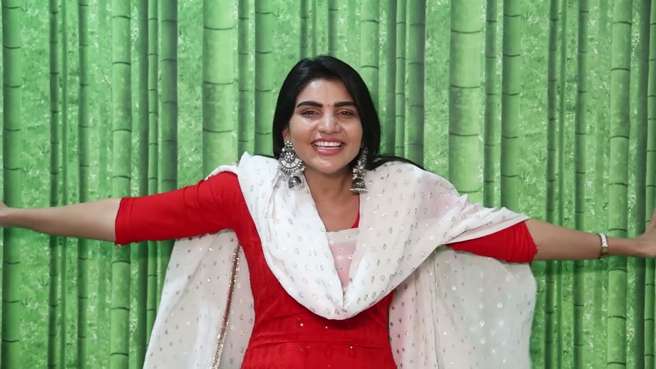 మా కొత్త ఇంటి గృహప్రవేశంకి మీరు కూడా రండి || Jabardasth Varsha Official || Varsha Vlogs || Strikers